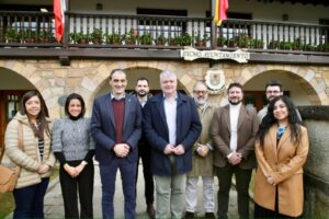 Alfoz de Lloredo | Innovación en el medio rural
El consejero de Economía, Luis Á…